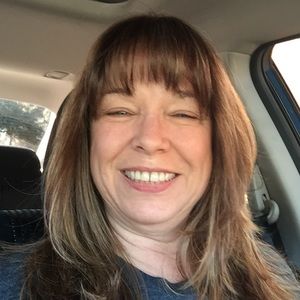 Meet your Posher, Debbie